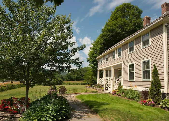 Deer Brook Inn Woodstock